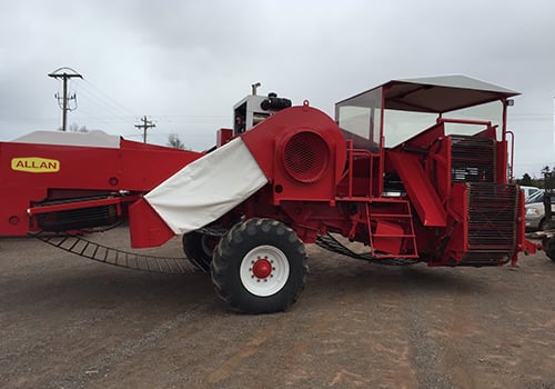Allan 2-row-harvester